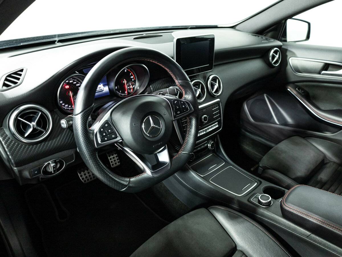 Купить Mercedes-Benz A-Класс 200 III (W176) Рестайлинг, 2016, 111 771 км, фото №11