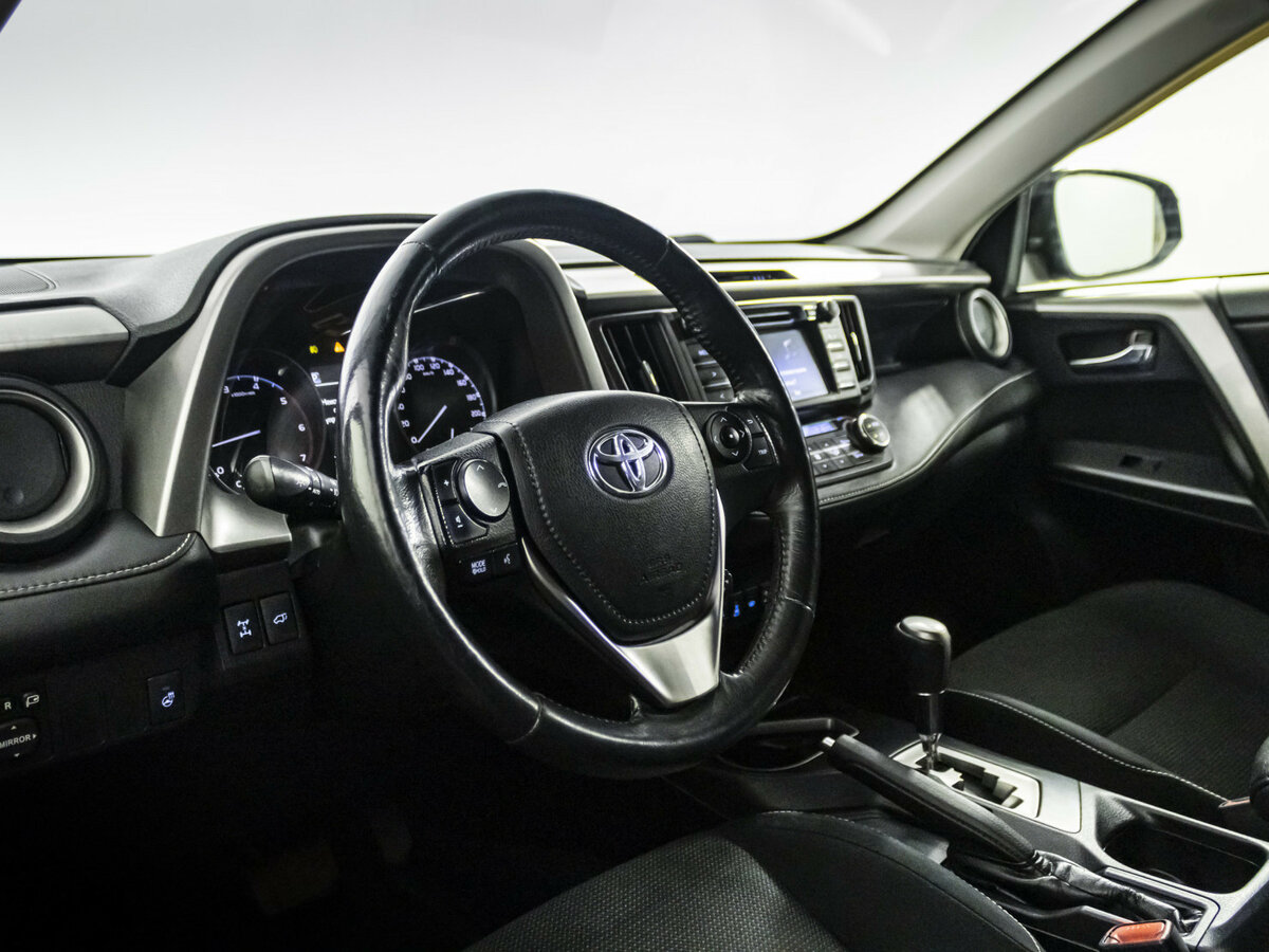 Купить Toyota RAV4 IV (XA40) Рестайлинг, 2015, 205 551 км, фото №10