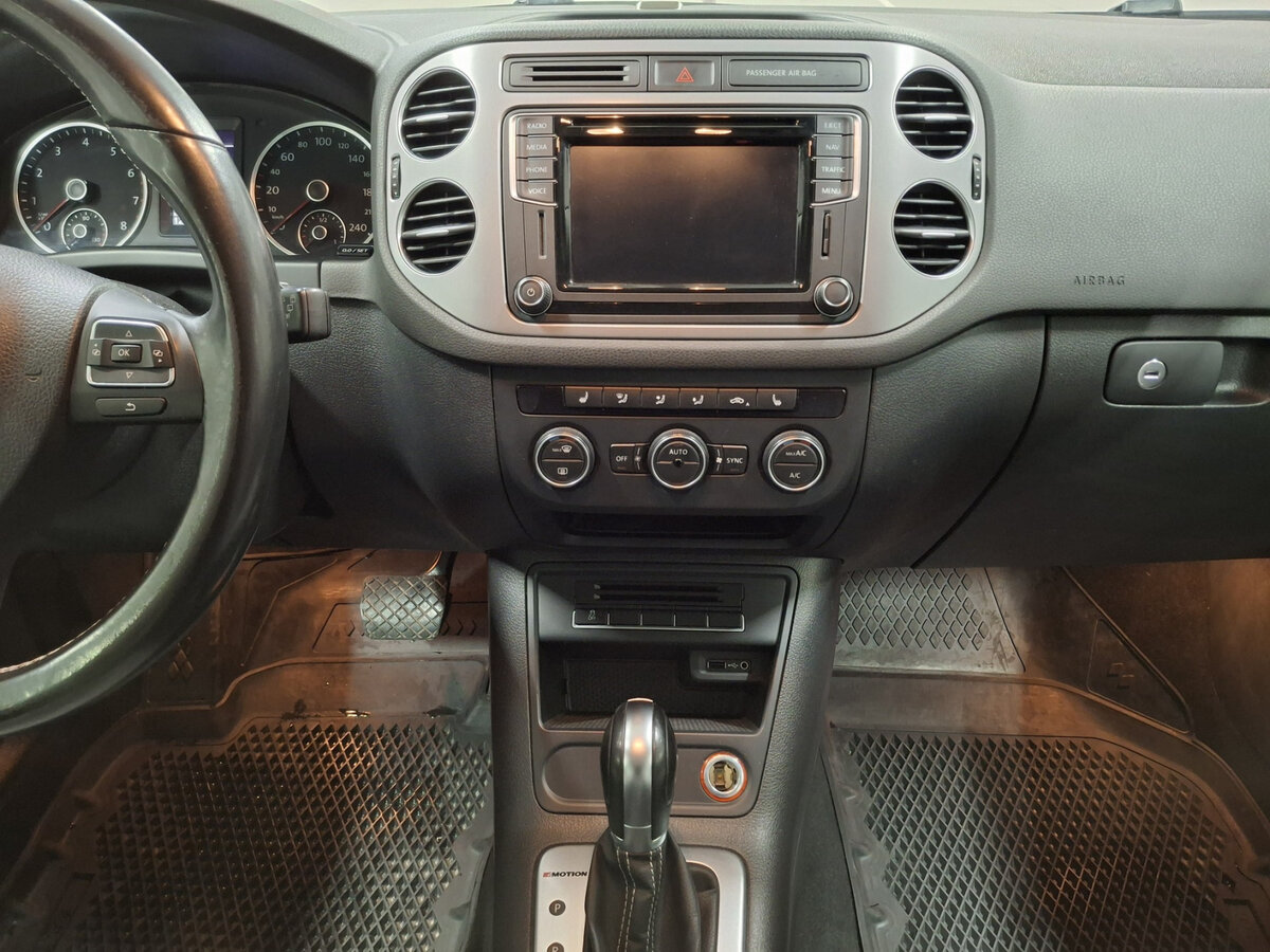 Купить Volkswagen Tiguan I Рестайлинг, 2016, 127 215 км, фото №15