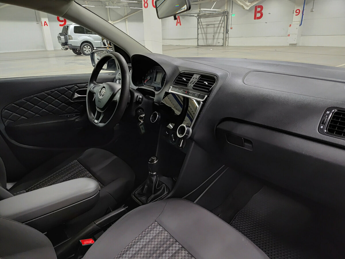 Купить Volkswagen Polo V Рестайлинг, 2017, 238 722 км, фото №11