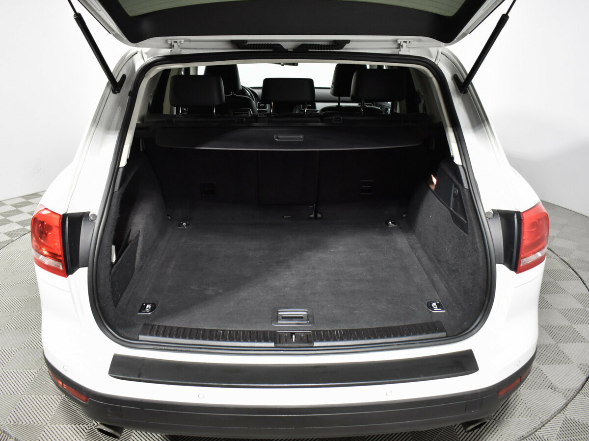 Купить Volkswagen Touareg II Рестайлинг, 2015, 217 188 км, фото №19