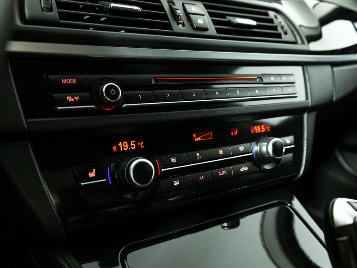 Купить BMW 5 серии 520i VI (F10/F11/F07) Рестайлинг, 2016, 188 830 км, фото №16