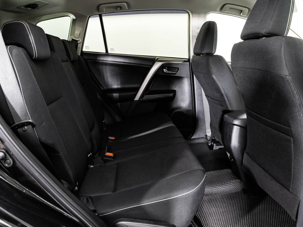 Купить Toyota RAV4 IV (XA40) Рестайлинг, 2018, 173 507 км, фото №17